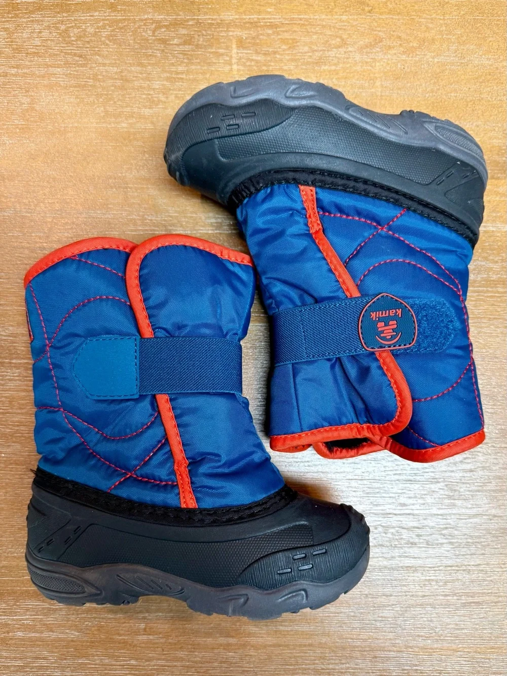 Kids' Snowbug 5 Waterproof Faux Fur Lined Boot   Blue Neon Orange Black Sz 10